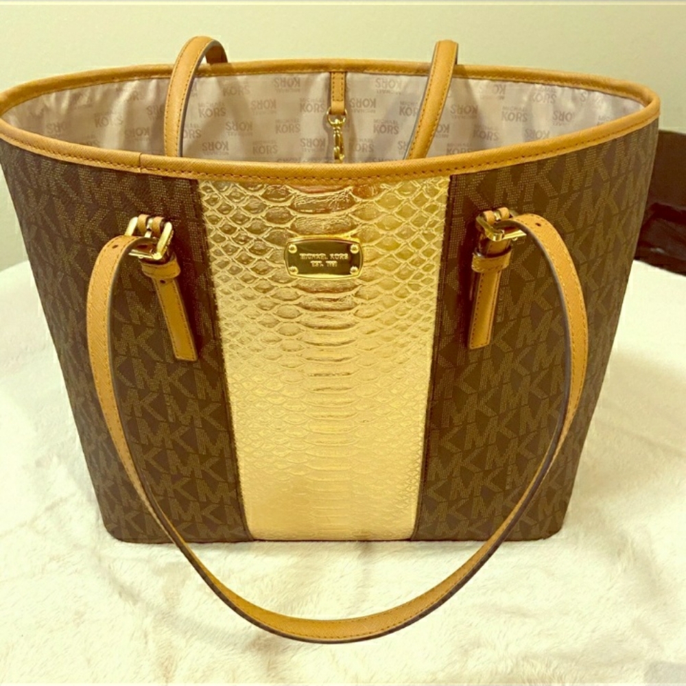 Barely Used Michael Kors Tote